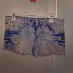 Distressed shorts